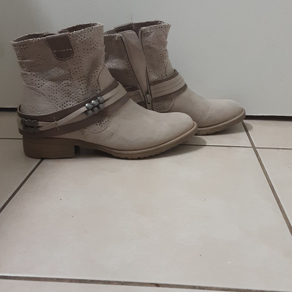 Suede booties